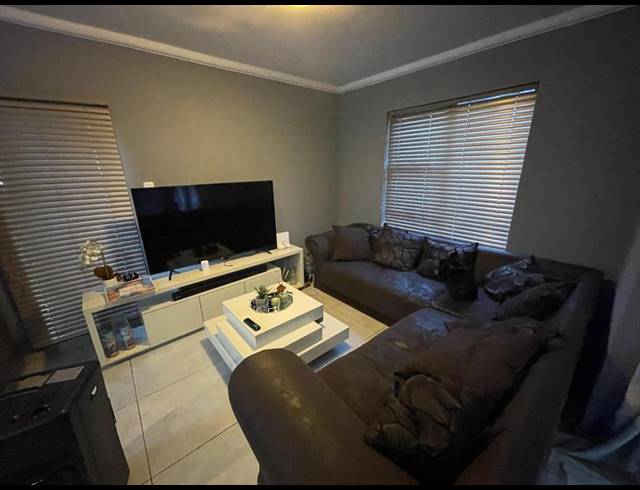 2 BEDROOM APARTMENT FOR SALE IN KANONIERSPARK